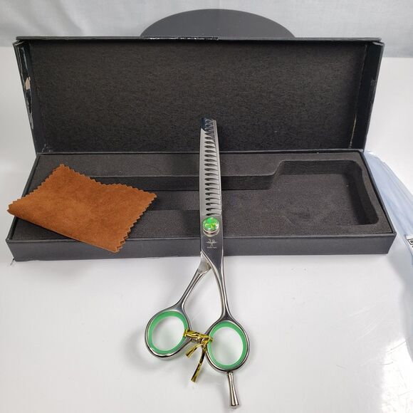 Professional Barber Hair Cutting Scissors/Shears (7-Inches) Stainless Steel - Picture 9 of 16